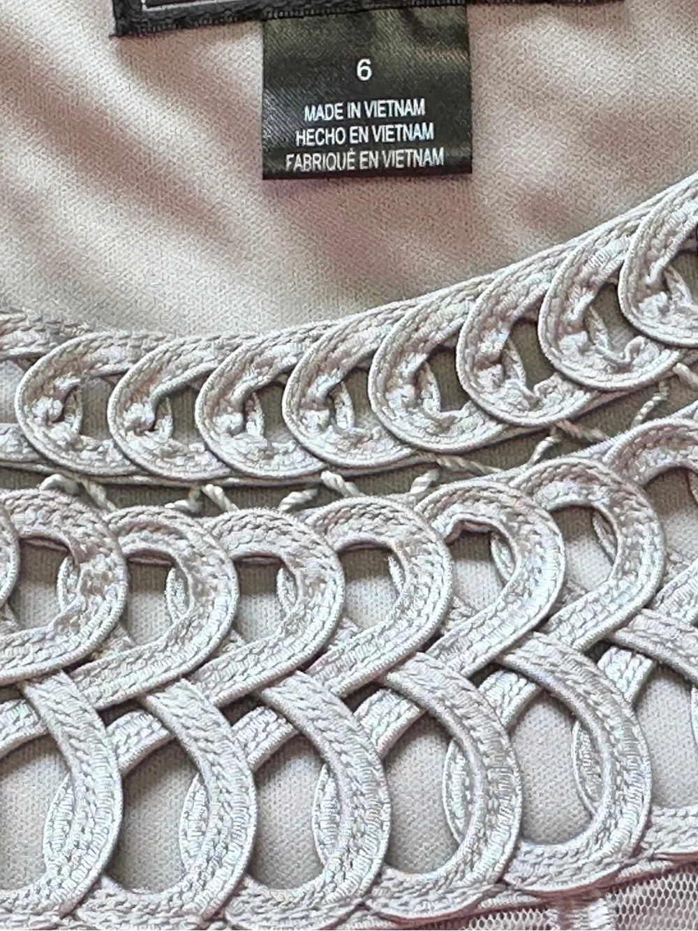 Jessica Howard Silver Sequin Lace Metallic Cocktail Sheath Dress Size 6 - Picture 5 of 7